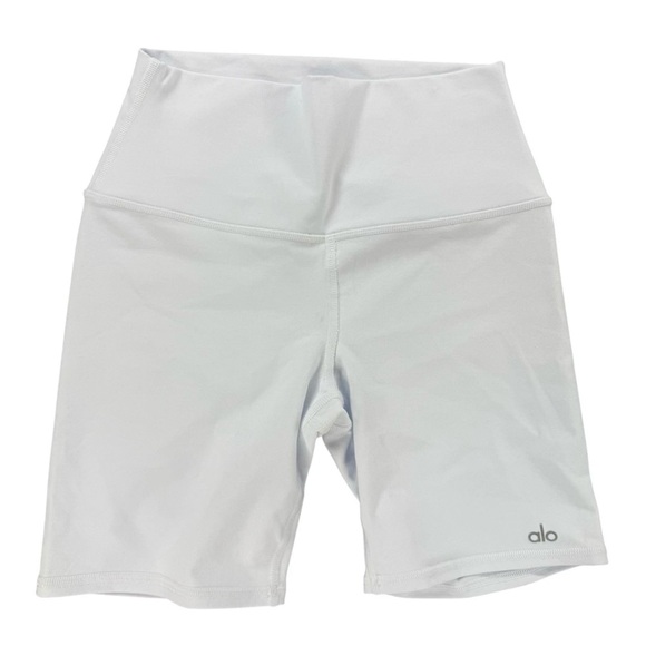 Alo Yoga Cream 7" High-Waisted Bike Shorts - Picture 4 of 6